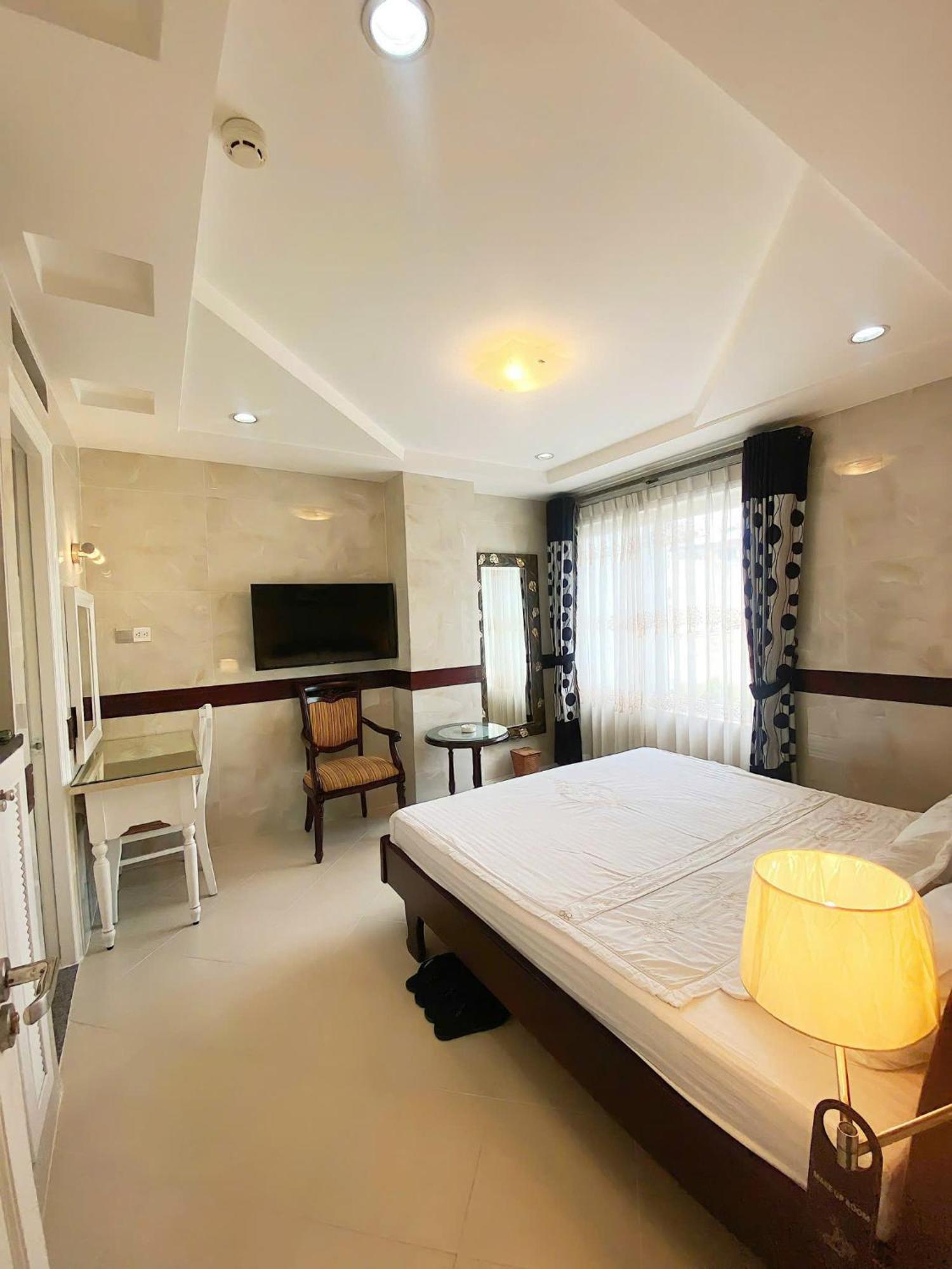 Hoang Thanh Thuy Airport Hotel 2 - Gan Am Thuc Dem Cho Hoang Hoa Tham Ho Chi Minh City Exterior photo