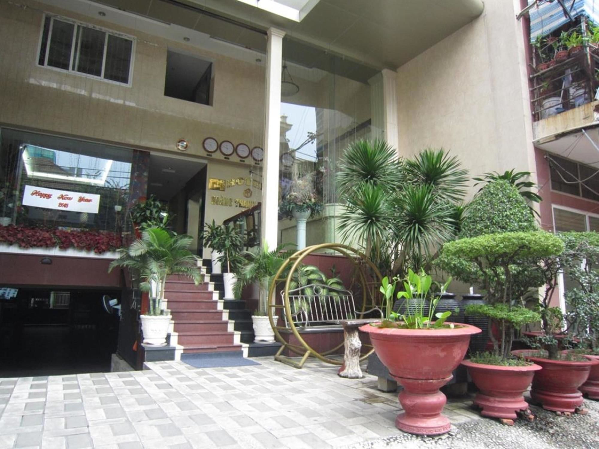 Hoang Thanh Thuy Airport Hotel 2 - Gan Am Thuc Dem Cho Hoang Hoa Tham Ho Chi Minh City Exterior photo